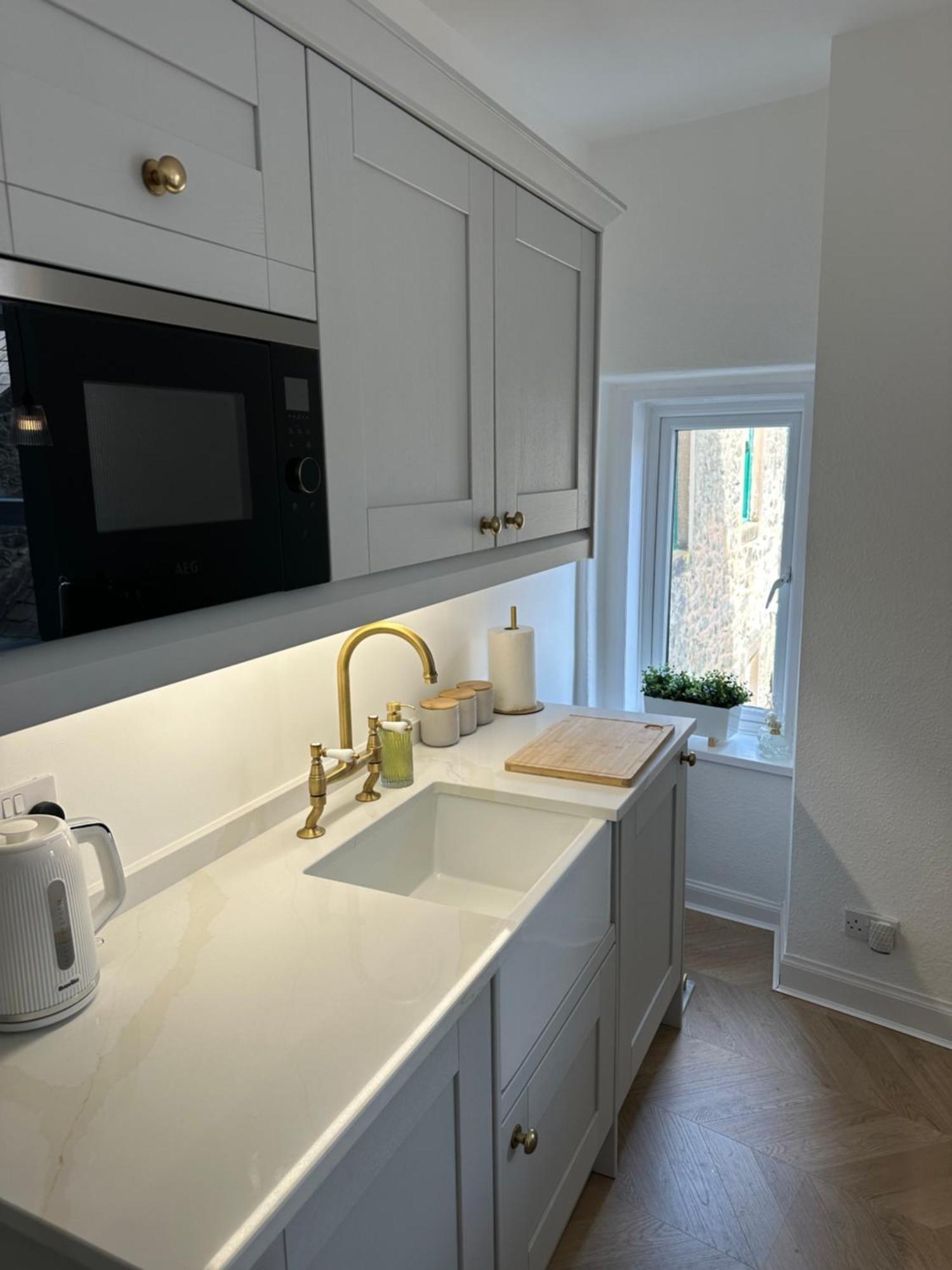 Luxury High Street Apartment Moffat Exterior photo